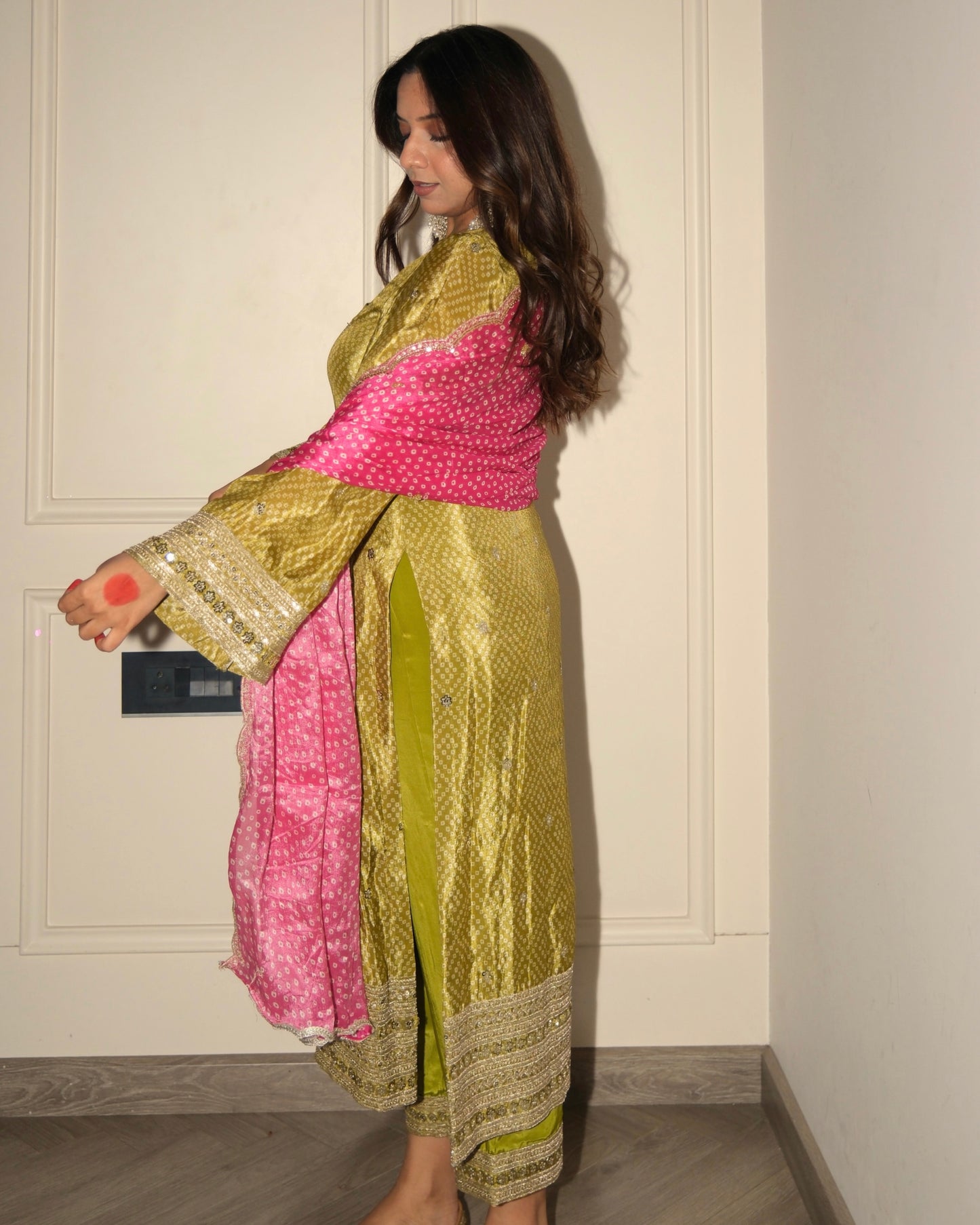 Khwaab Set - Green & Pink Bandhani Set