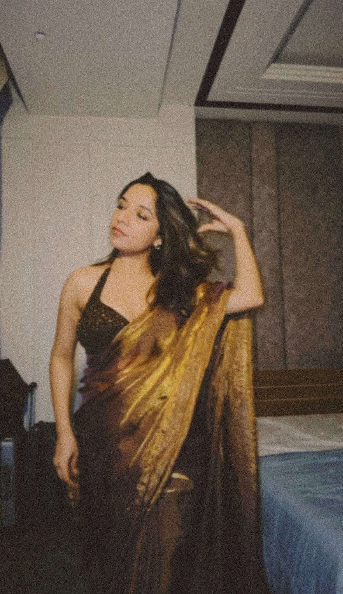 Resham Saree (with unstitched blouse)